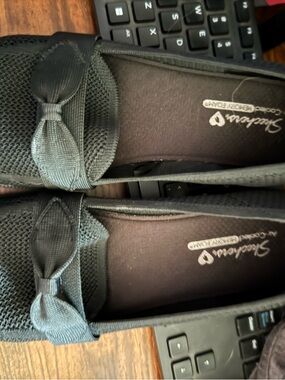 Skechers Black Knit Bow Slip-On Shoe